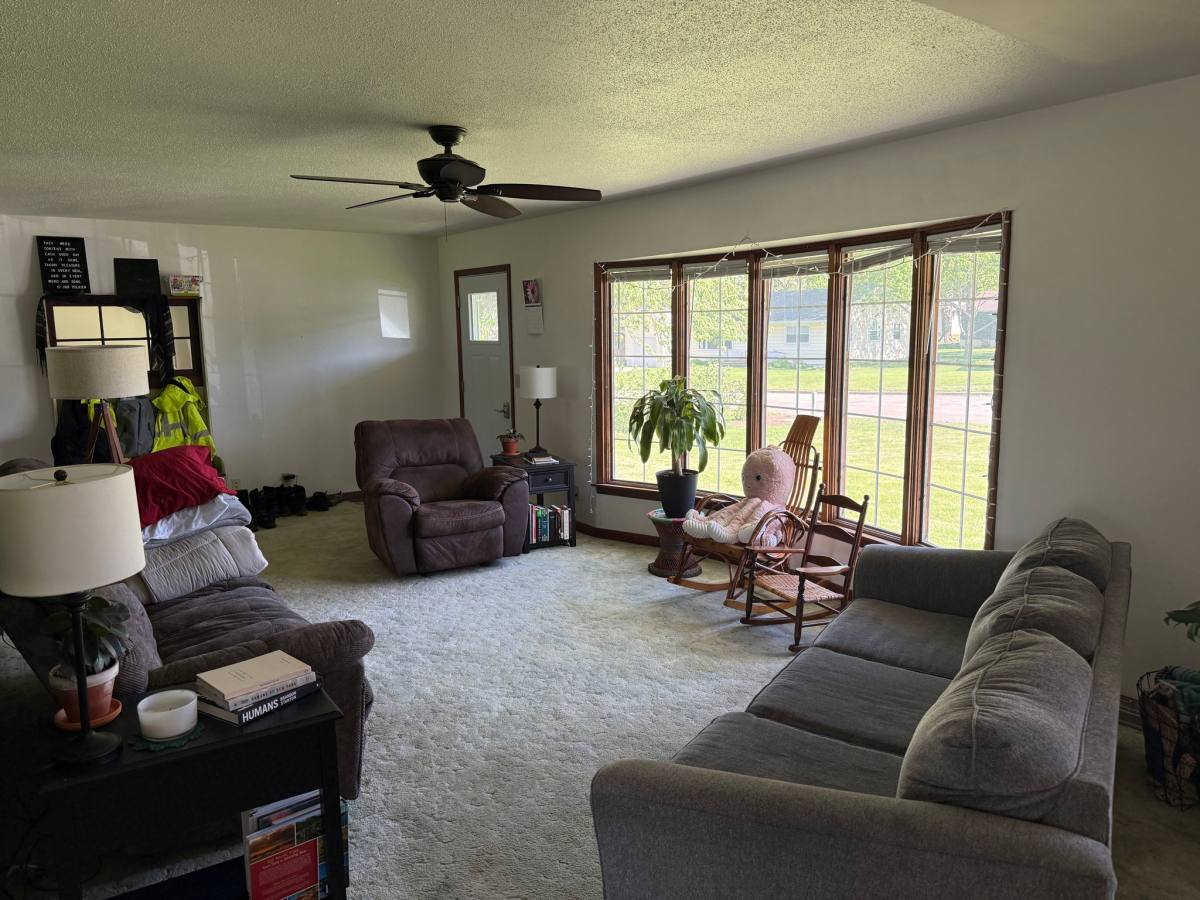 House for rent at 513 Franklin St, Fayette, IA 52142
