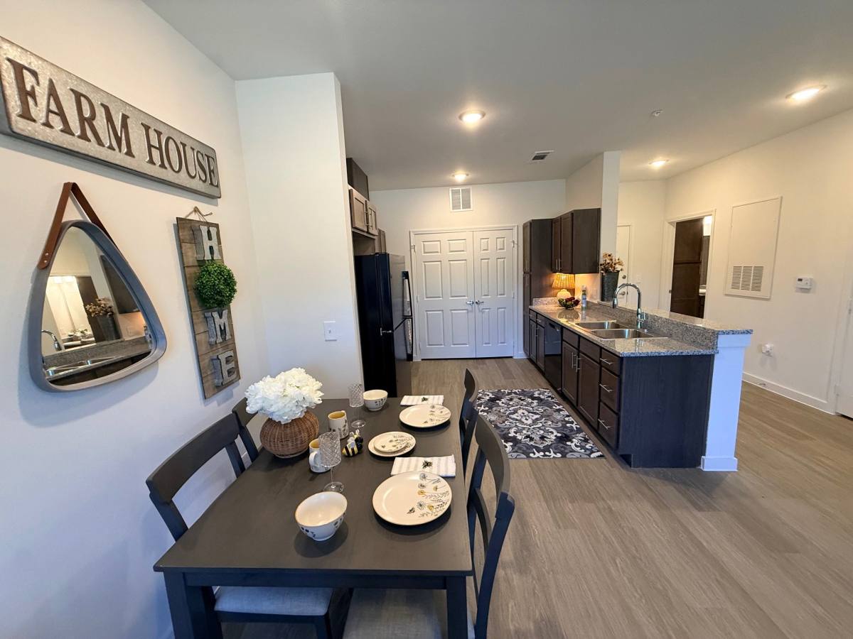 Apartment for rent at 235 NE 44th St #1101, Paris, TX 75462