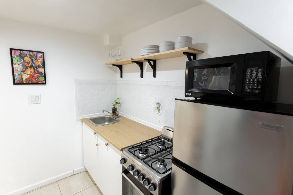 Apartment for rent at 1381 Saint Marks Ave #1B, Brooklyn, NY 11233