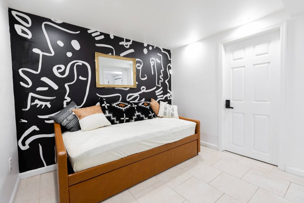 Apartment for rent at 1381 Saint Marks Ave #1B, Brooklyn, NY 11233