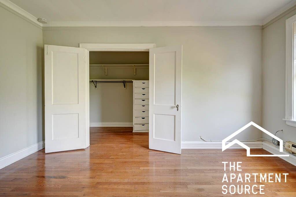 Apartment for rent at 4546 N Damen Ave #403, Chicago, IL 60625