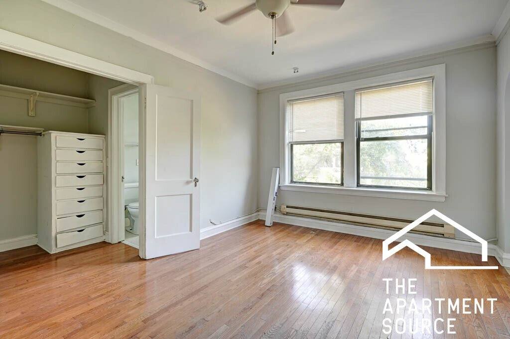 Apartment for rent at 4546 N Damen Ave #403, Chicago, IL 60625
