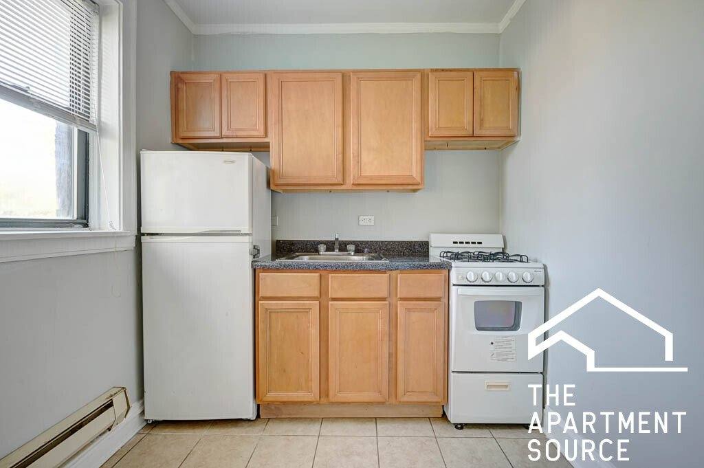 Apartment for rent at 4546 N Damen Ave #403, Chicago, IL 60625
