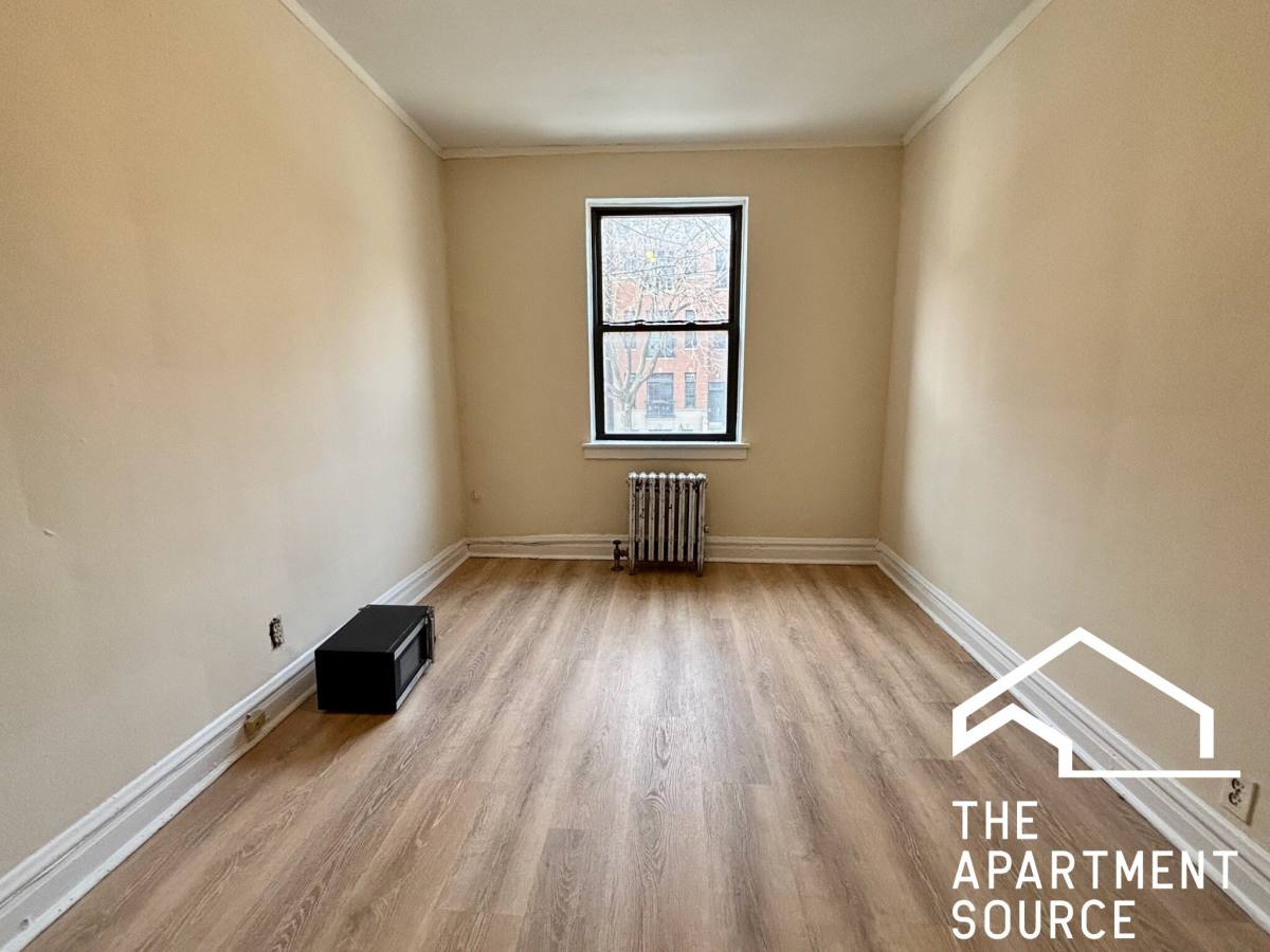 Apartment for rent at 4829 N Damen Ave #201, Chicago, IL 60625