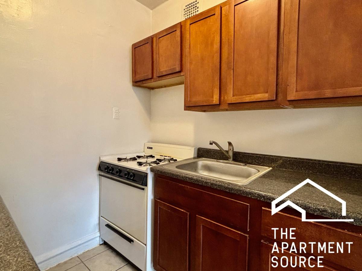 Apartment for rent at 4829 N Damen Ave #201, Chicago, IL 60625