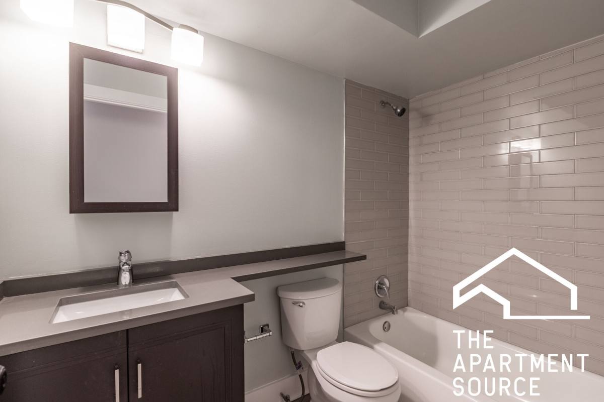 Apartment for rent at 1435 N Dearborn #A4, Chicago, IL 60610