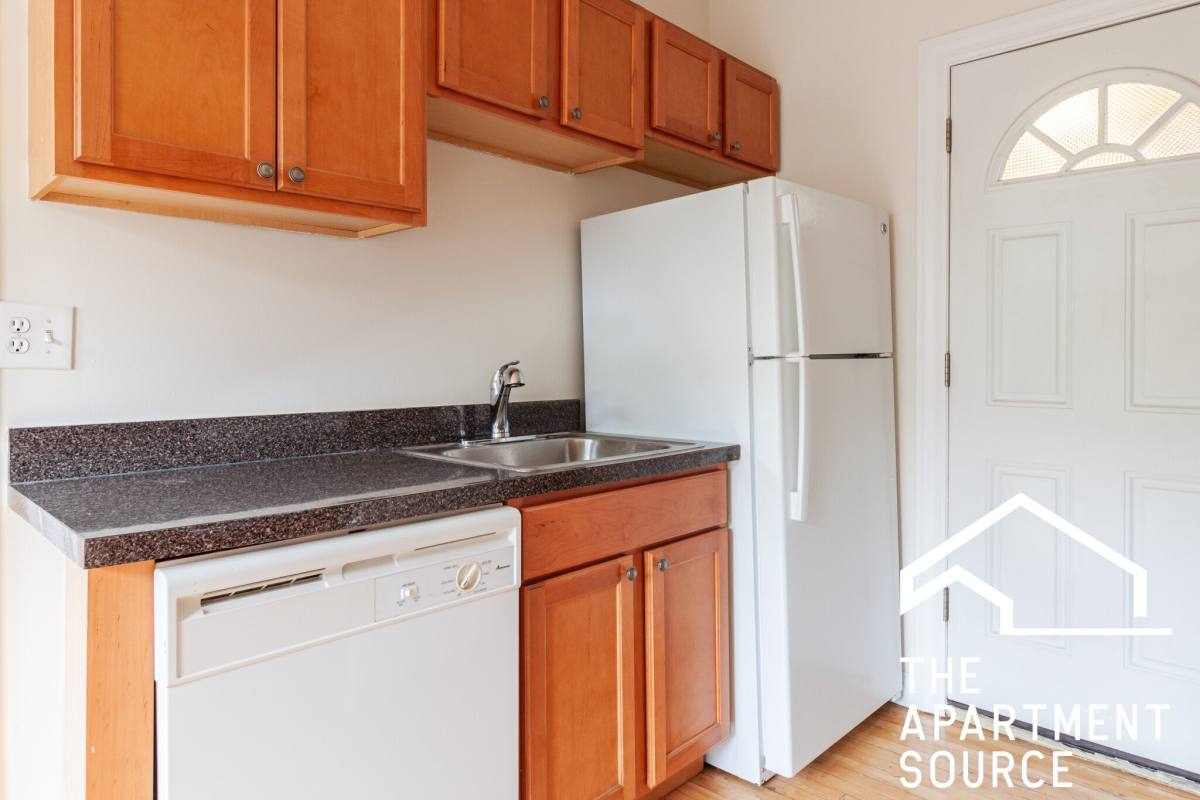 Apartment for rent at 3825 N Fremont St #W3, Chicago, IL 60613