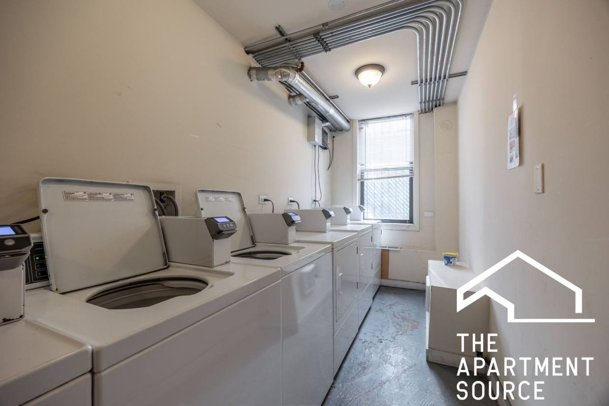 Apartment for rent at 4737 N Hermitage Ave #204, Chicago, IL 60640
