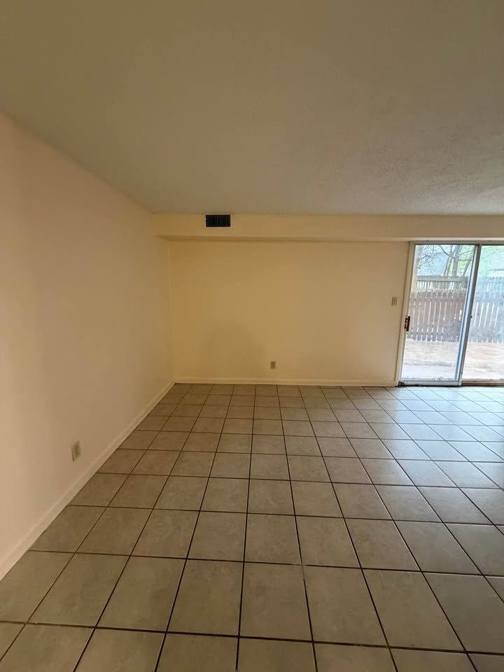 Apartment for rent at 1722 E Cherry St #E38, Springfield, MO 65802