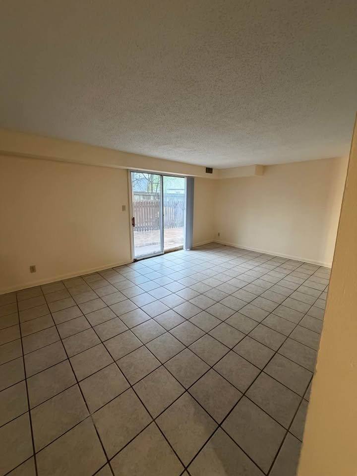 Apartment for rent at 1722 E Cherry St #E38, Springfield, MO 65802