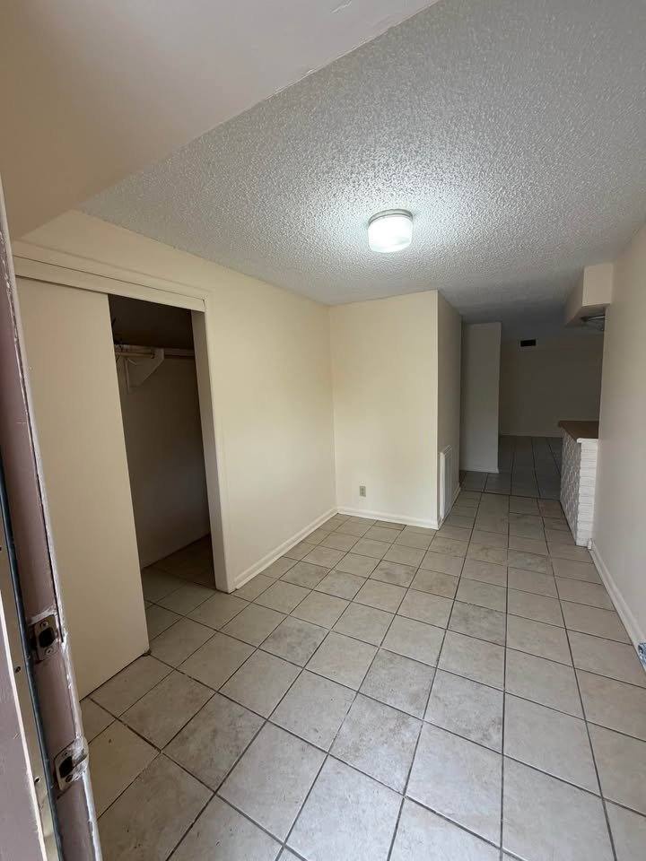 Apartment for rent at 1722 E Cherry St #E38, Springfield, MO 65802