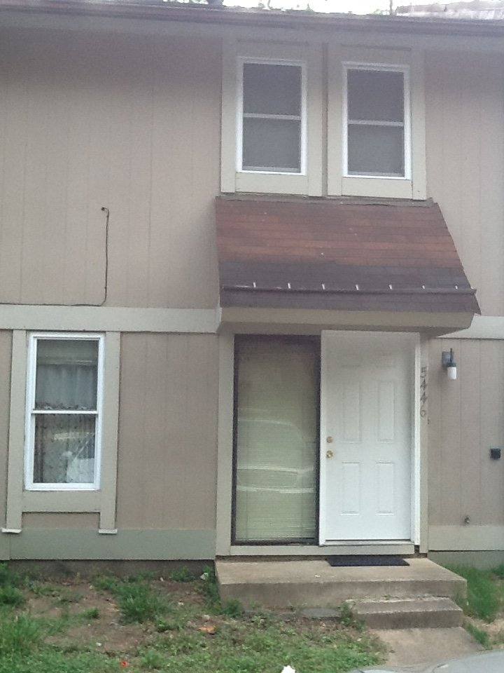 Townhouse for rent at 5446 Crossrail Dr, Burke, VA 22015