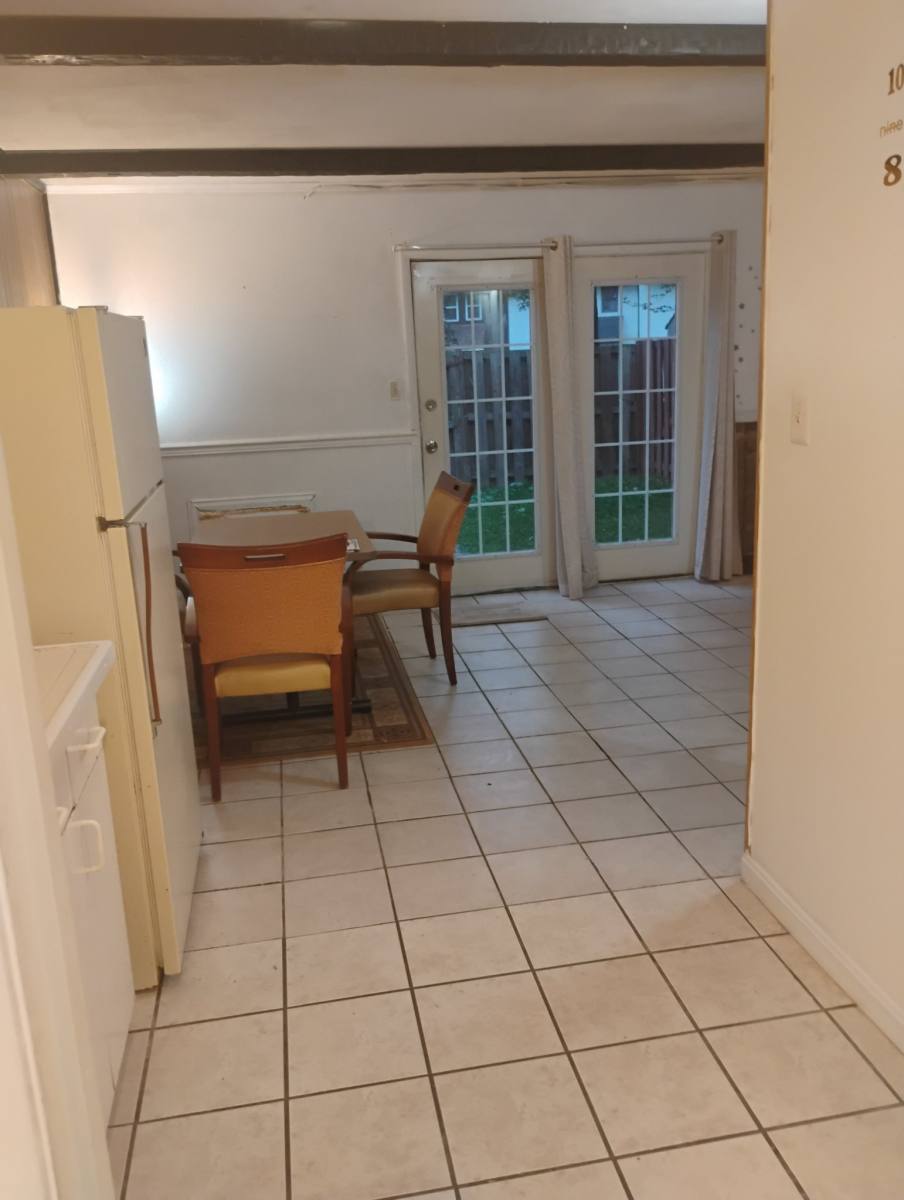 Townhouse for rent at 5446 Crossrail Dr, Burke, VA 22015