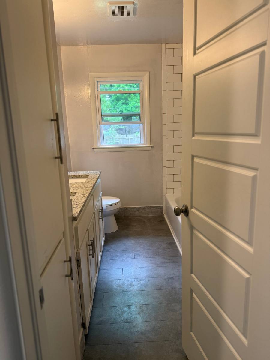 House for rent at 322 S 6th St, Broken Arrow, OK 74012