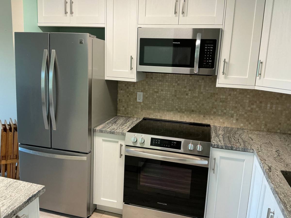Condo for rent at 1860 Massachusetts Ave #311, Saint Petersburg, FL 33703