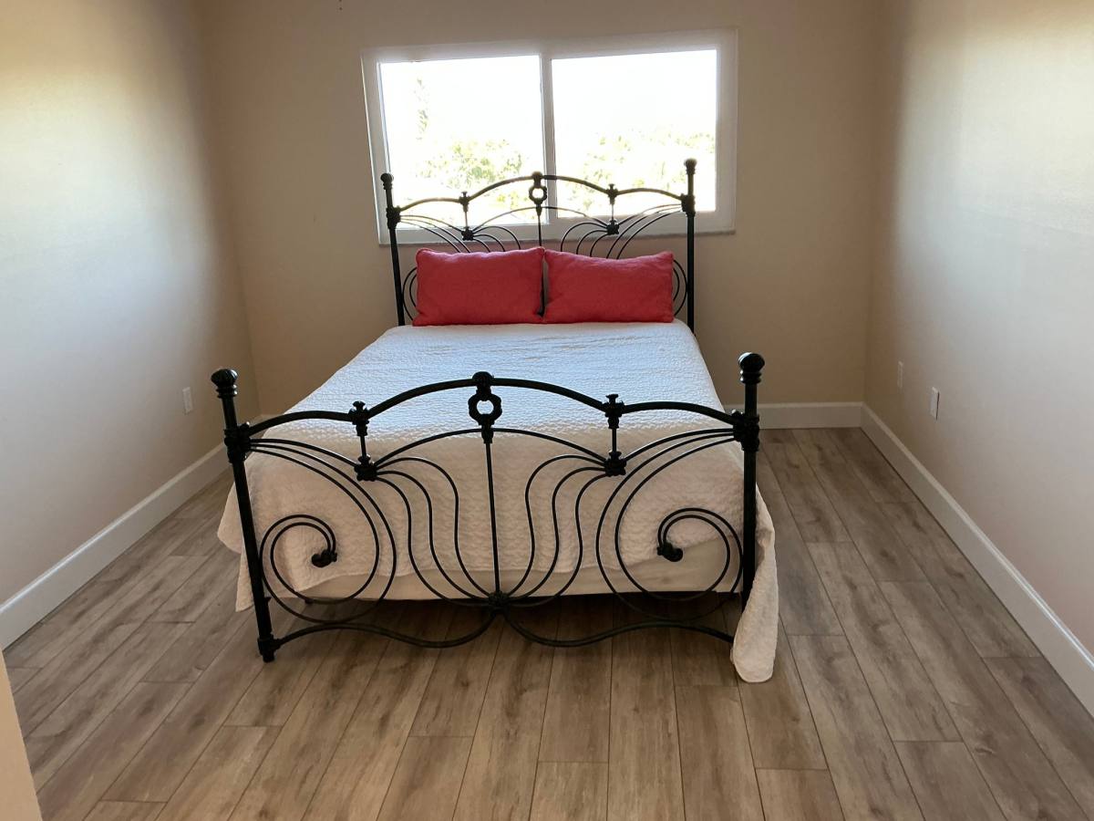 Condo for rent at 1860 Massachusetts Ave #311, Saint Petersburg, FL 33703