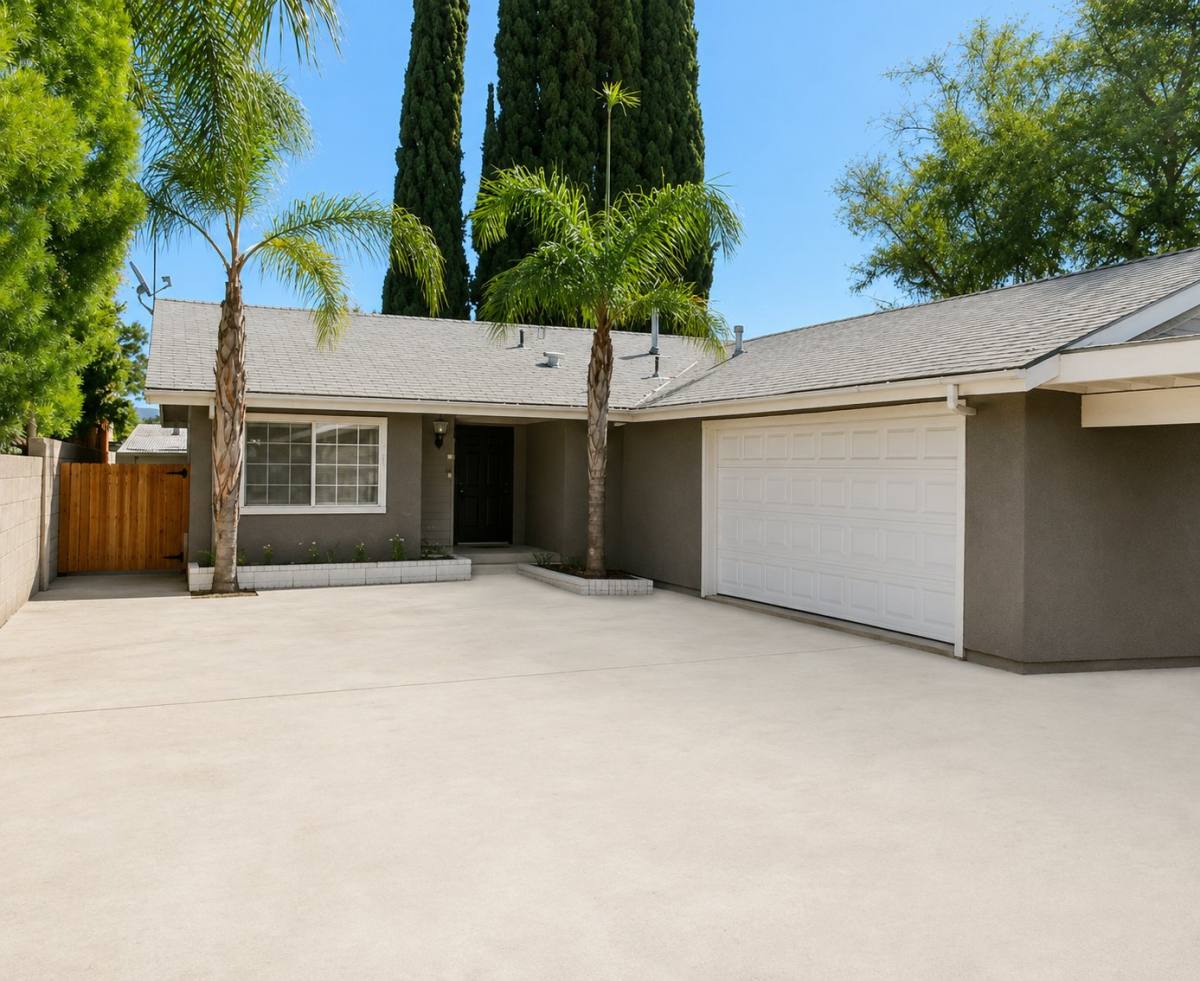 House for rent at 385 N Harwood St, Orange, CA 92866
