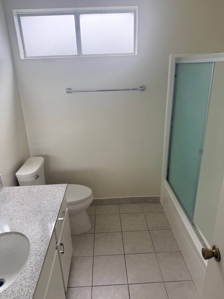 Apartment for rent at 15128 Sherman Way #107, Van Nuys, CA 91405