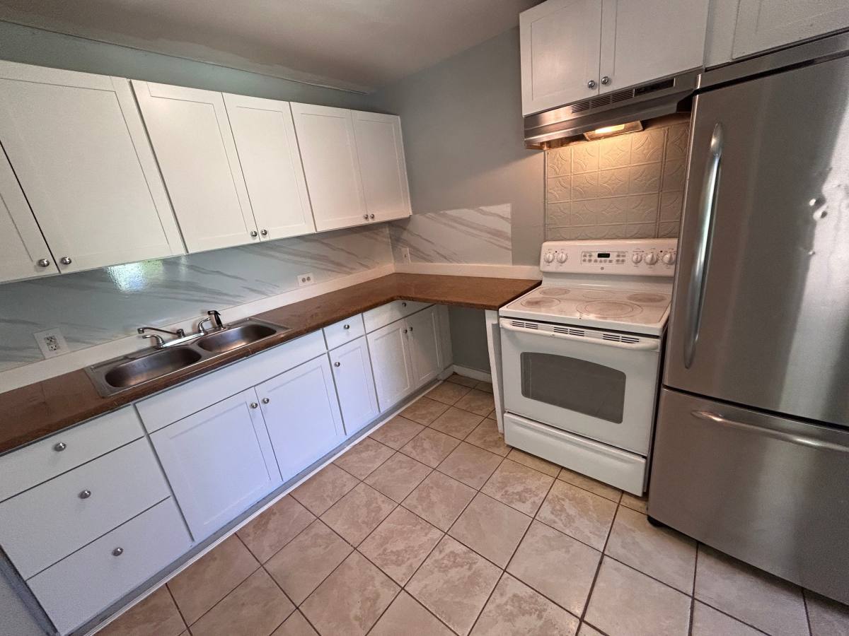House for rent at 5565 Minosa Circle E, Jacksonville, FL 32209
