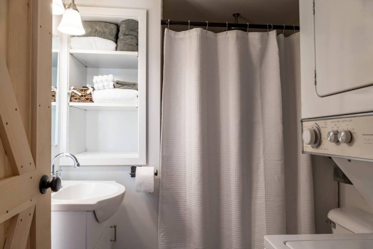 Apartment for rent at 32 Morse St, Freeport, ME 04032