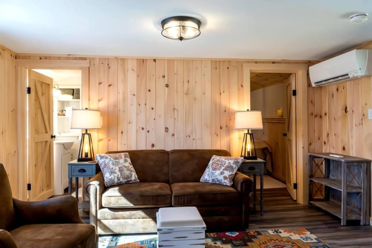 Apartment for rent at 32 Morse St, Freeport, ME 04032