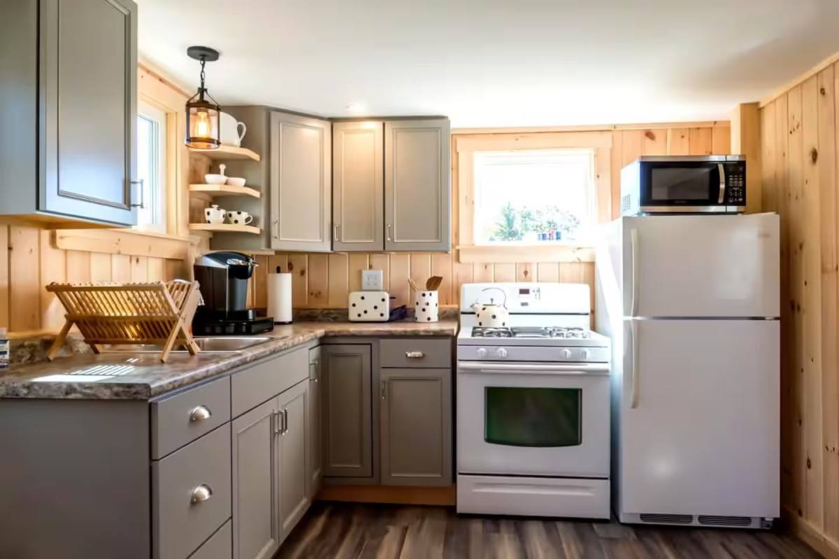 Apartment for rent at 32 Morse St, Freeport, ME 04032