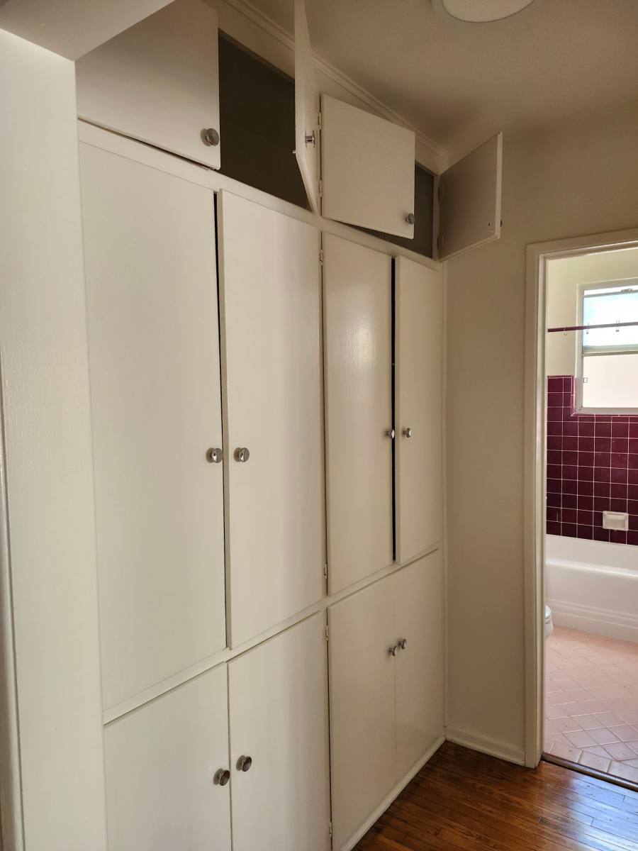 Apartment for rent at 1347 N Alta Vista Bl #15, Los Angeles, CA 90046