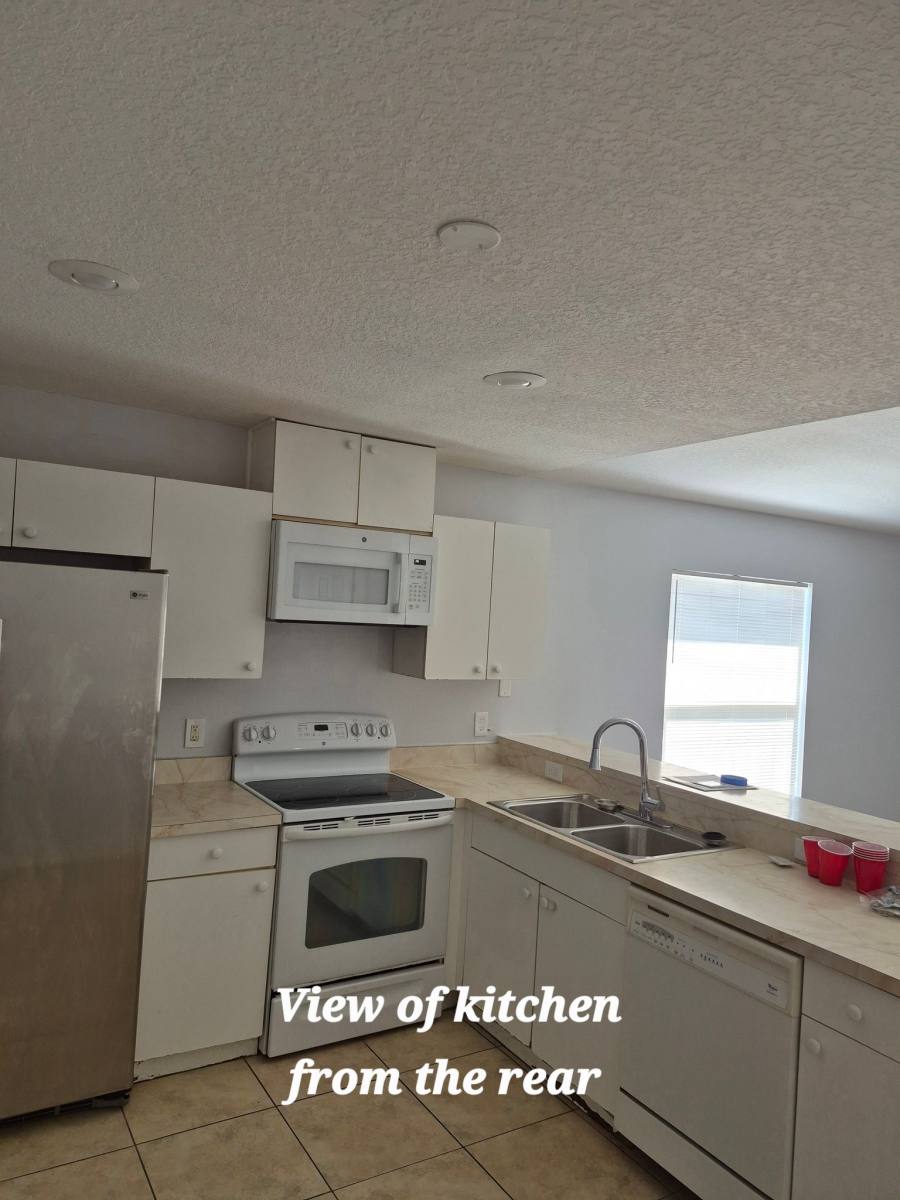 House for rent at 2425 22nd St, Sarasota, FL 34234