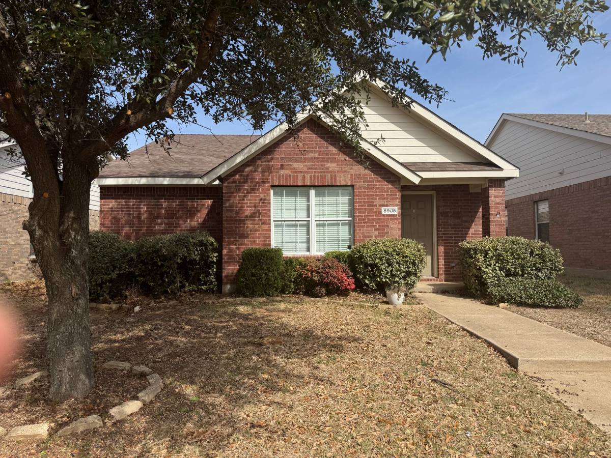 House for rent at 8905 Stewart, Aubrey, TX 76227