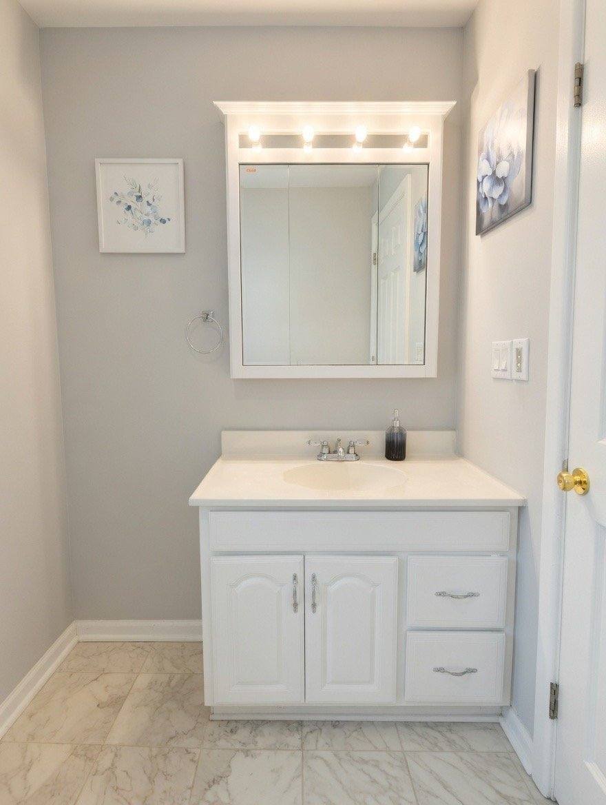 Condo for rent at 6121 N Sheridan Rd, Chicago, IL 60660