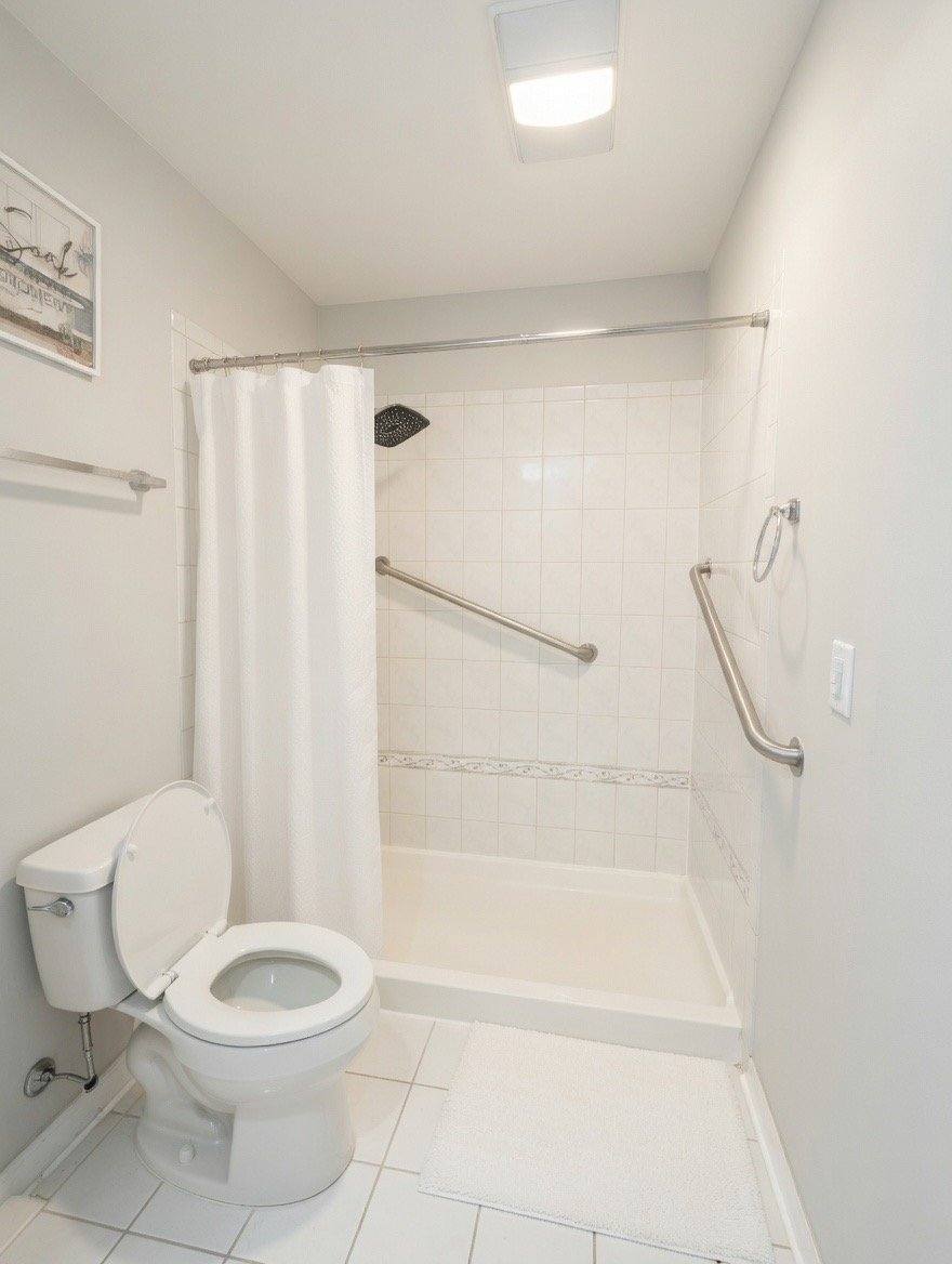 Condo for rent at 6121 N Sheridan Rd, Chicago, IL 60660