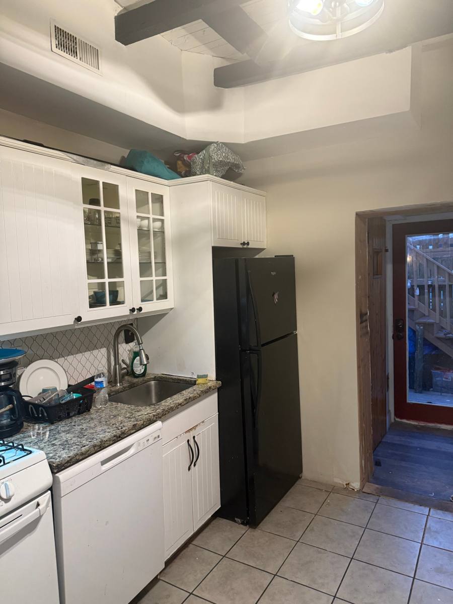Townhouse for rent at 1290 Battery Ave, Baltimore, MD 21230