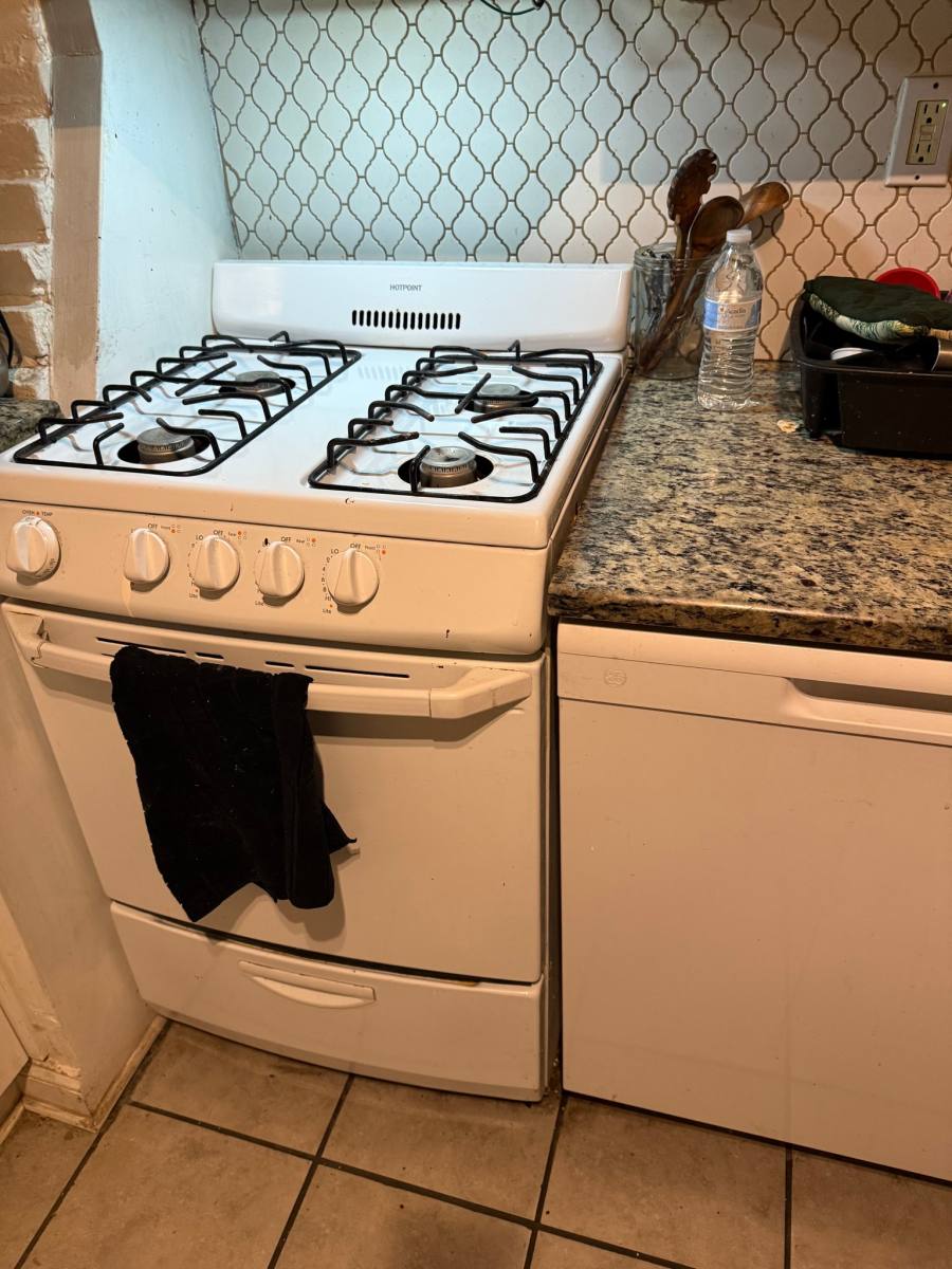 Townhouse for rent at 1290 Battery Ave, Baltimore, MD 21230