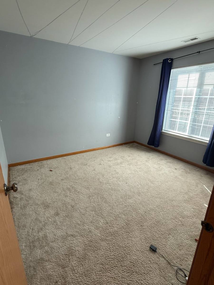 Townhouse for rent at 2551 Hearthstone Dr, Hampshire, IL 60140