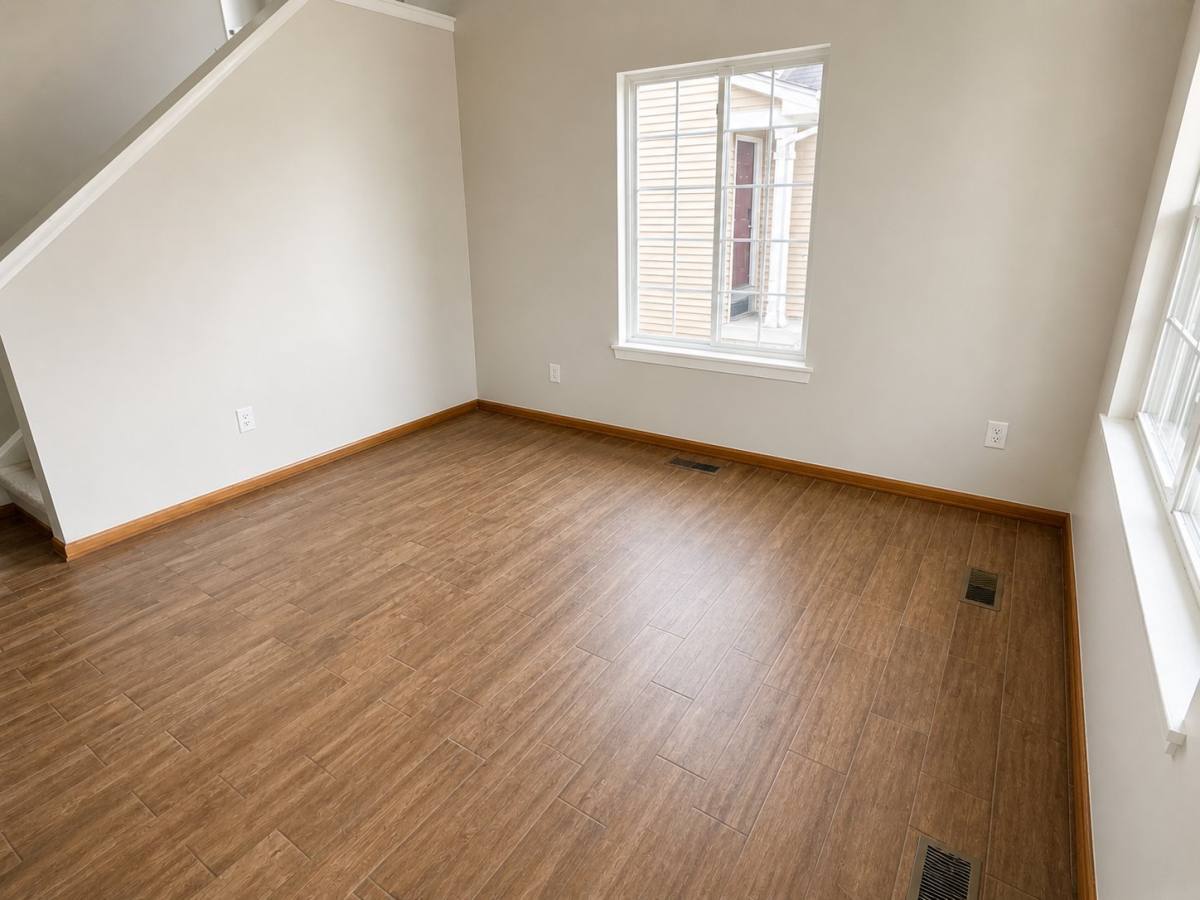 Townhouse for rent at 2551 Hearthstone Dr, Hampshire, IL 60140