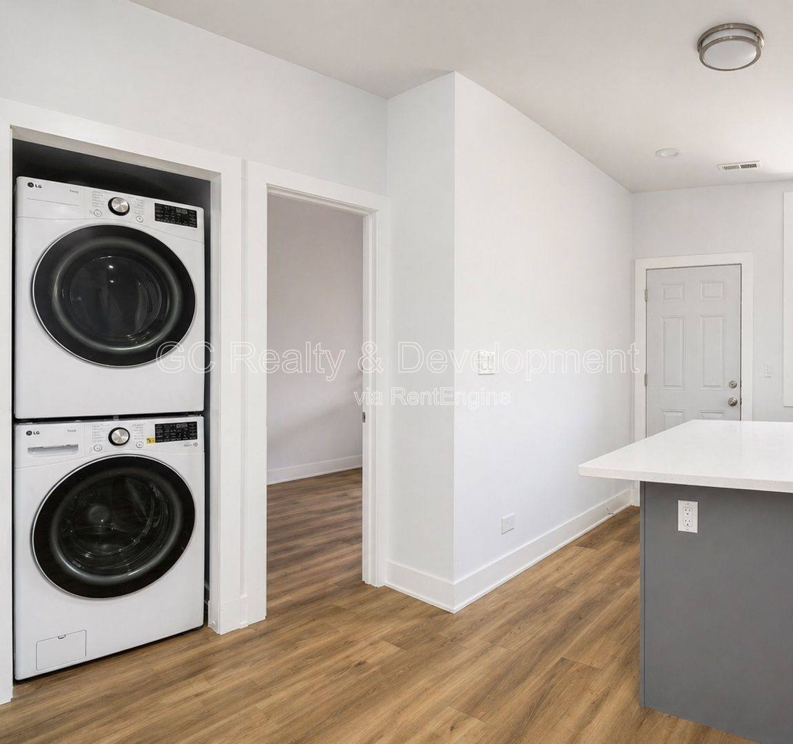 Condo for rent at 3744 N Wilton Ave, Chicago, IL 60613