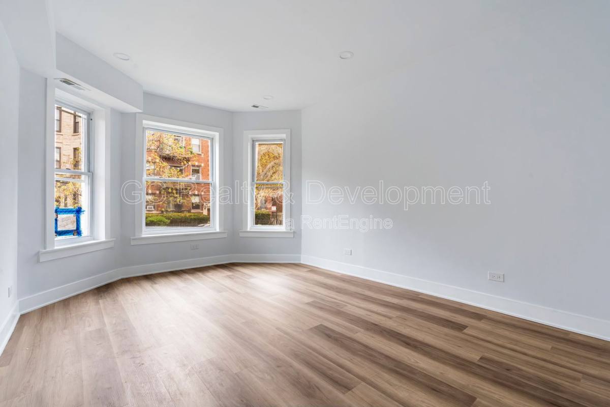 Condo for rent at 3744 N Wilton Ave, Chicago, IL 60613