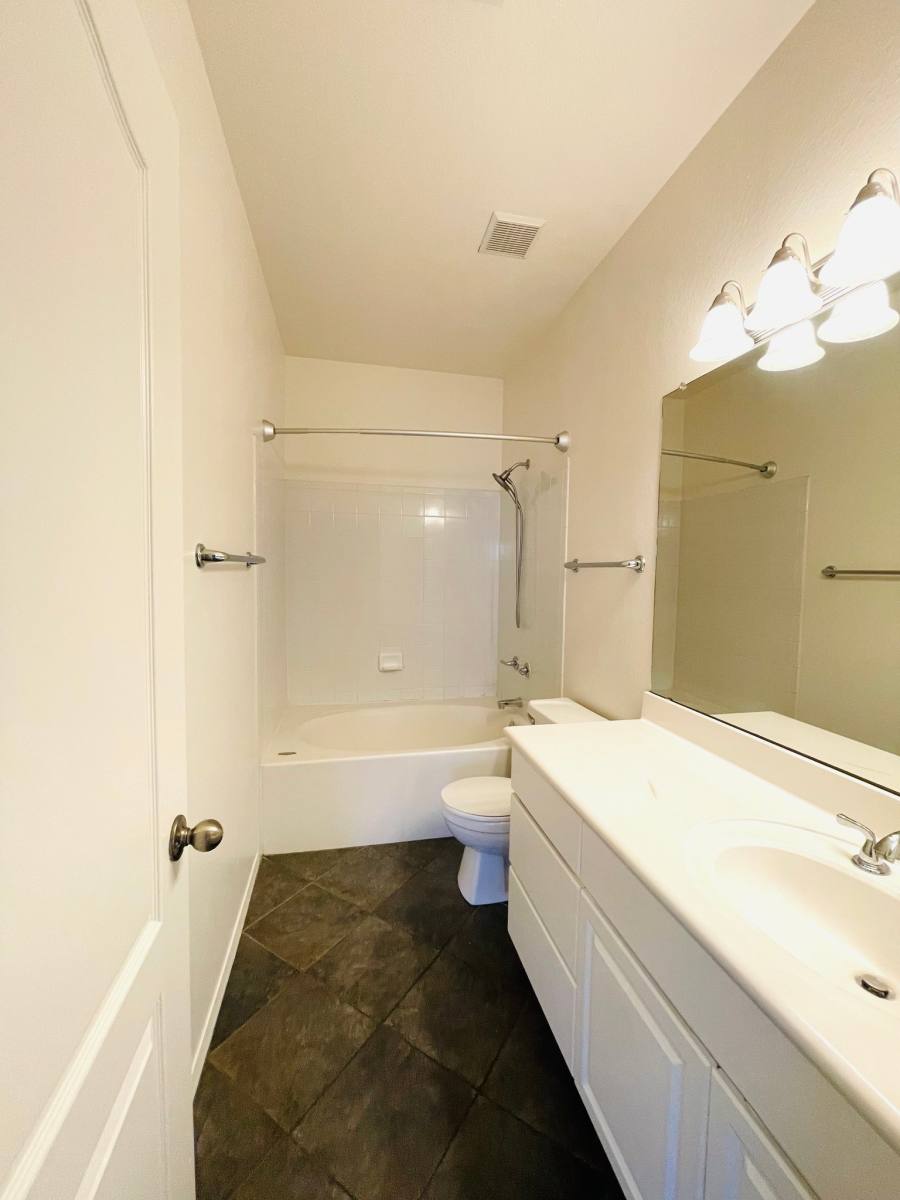 Condo for rent at 1411 E Orangewood Ave #205, Phoenix, AZ 85020