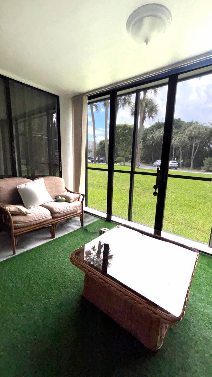 Apartment for rent at 9735 NW 52 St, Miami, FL 33178