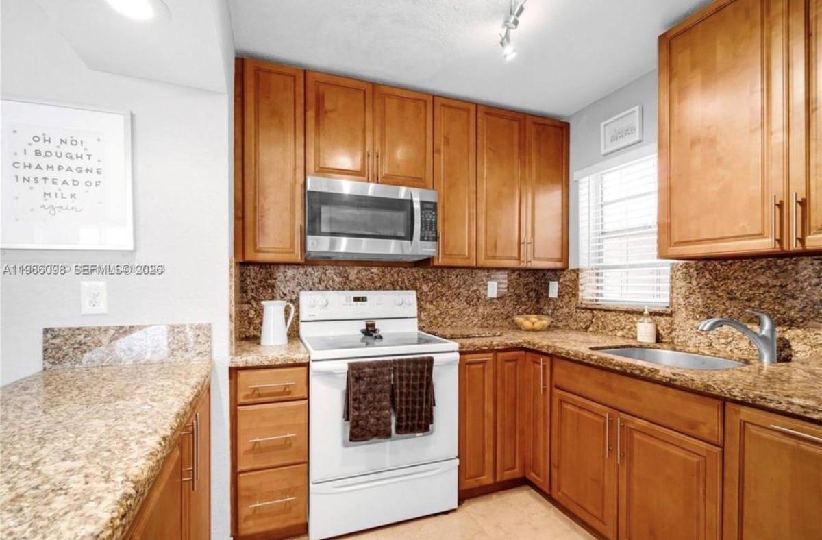 Apartment for rent at 830 NW 87th Ave #3, Miami, FL 33172