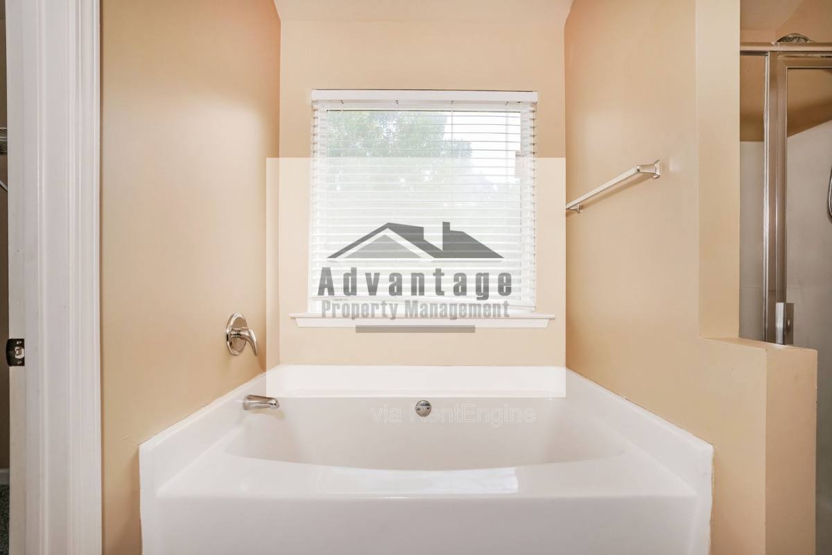 House for rent at 133 Centerra Springs Dr, McDonough, GA 30253