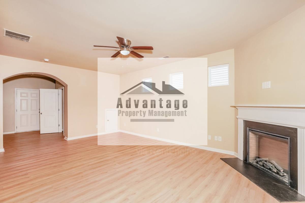 House for rent at 133 Centerra Springs Dr, McDonough, GA 30253