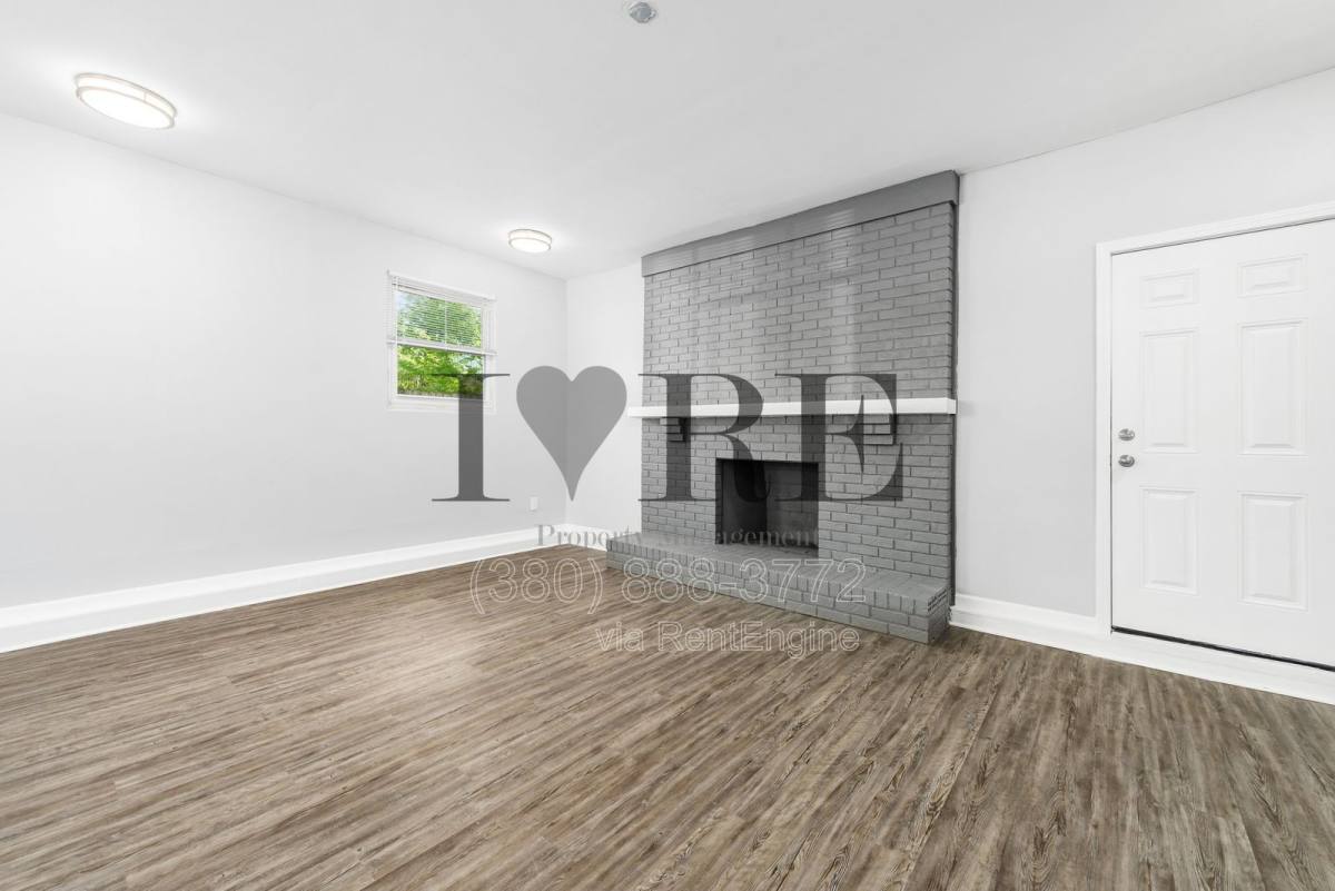Apartment for rent at 3204 T Ave, Columbus, OH 43207