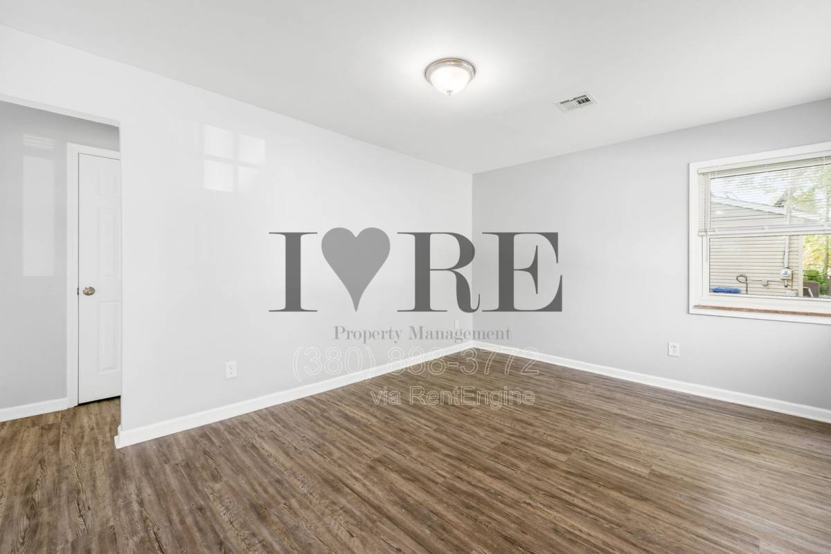 Apartment for rent at 3204 T Ave, Columbus, OH 43207