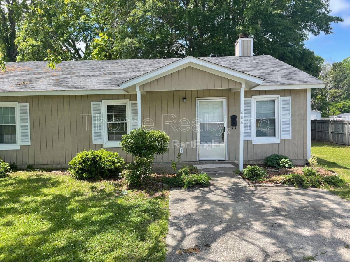 Apartment for rent at 406 Dowd St, Tarboro, NC 27886
