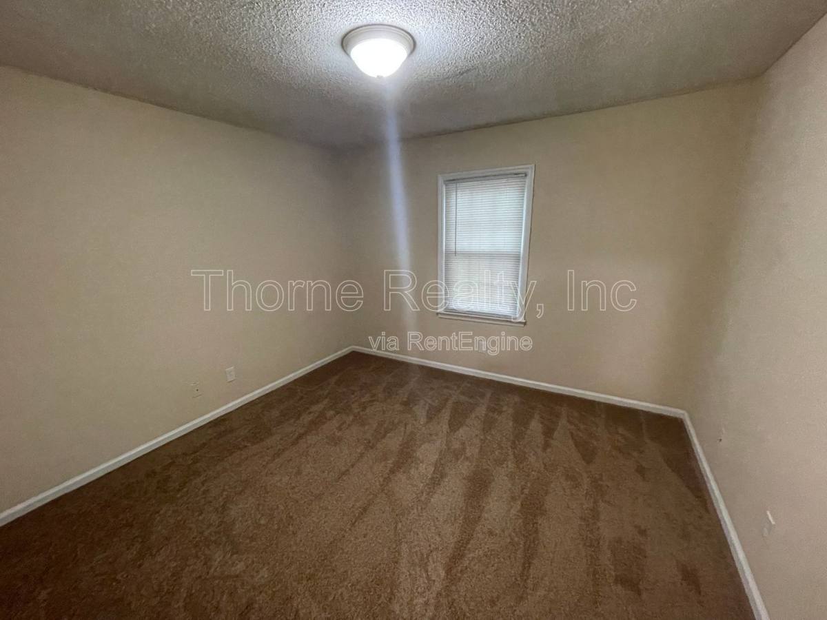 Apartment for rent at 406 Dowd St, Tarboro, NC 27886