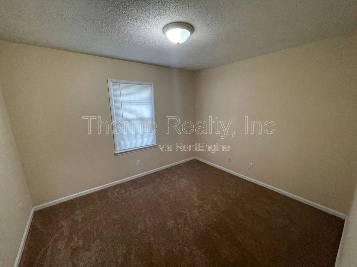 Apartment for rent at 406 Dowd St, Tarboro, NC 27886