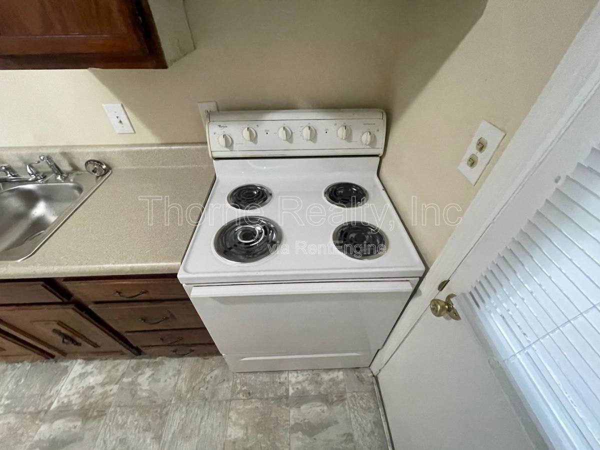 Apartment for rent at 406 Dowd St, Tarboro, NC 27886