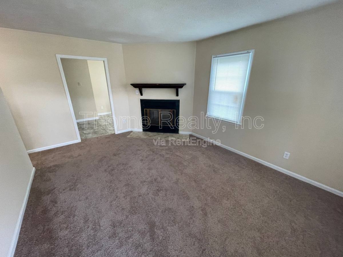 Apartment for rent at 406 Dowd St, Tarboro, NC 27886