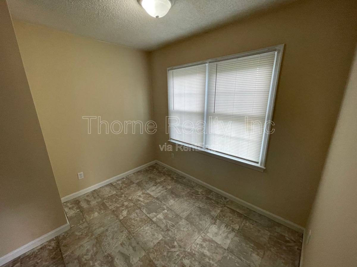 Apartment for rent at 406 Dowd St, Tarboro, NC 27886